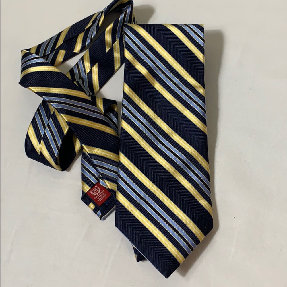 Chaps Men’s 100% Silk Tie